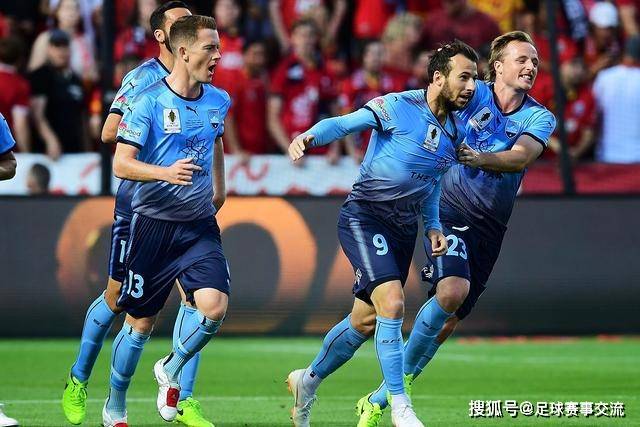 什克社媒遭球迷怒喷：雇佣兵，玷污了队长袖标！